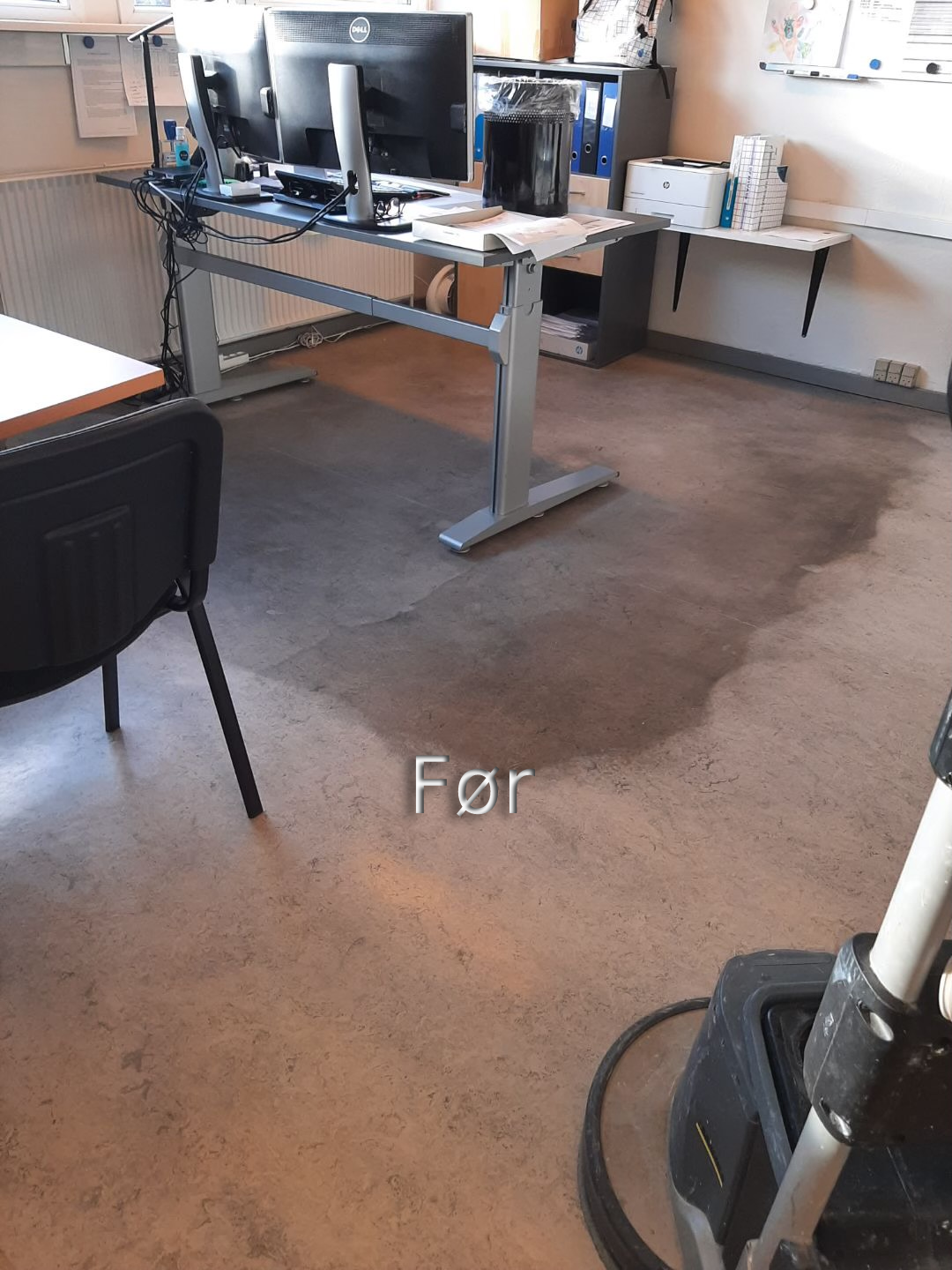Linoleumsgulv før gulvbehandling – Vejen Rengøring